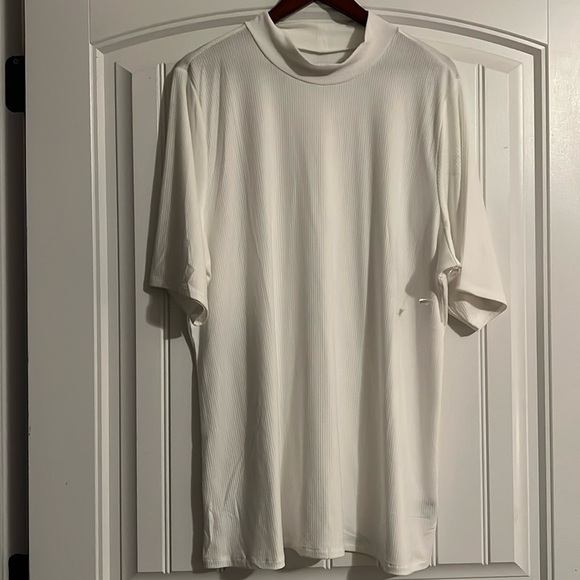 NWT Torrid Super Soft Rib Knit Short Sleeve Turtleneck T Shirt 4X - Picture 1 of 7